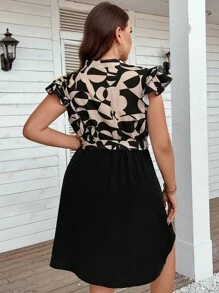 SHEIN Clasi 大碼幾何印花缺口領蝴蝶袖繫腰帶連衣裙 - 黑色 - 查看 2