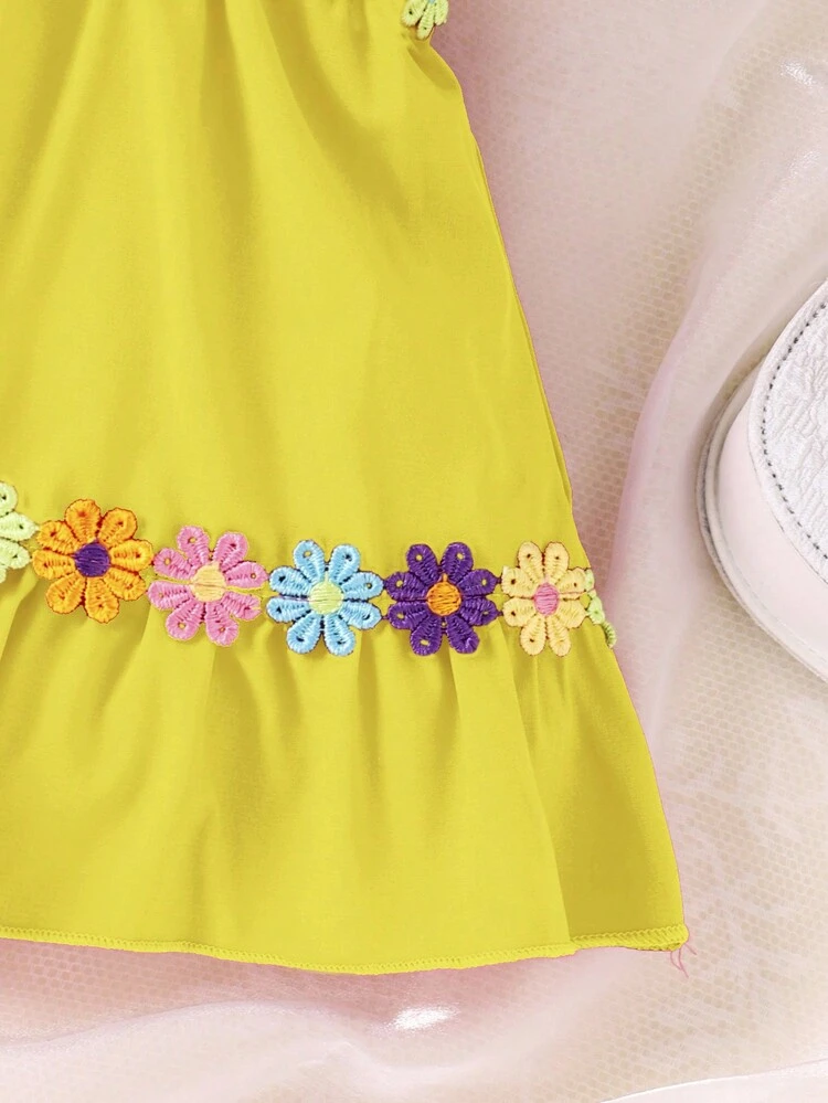 Baby Girl Floral Appliques Ruffle Hem Cami Dress