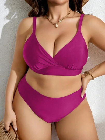 SHEIN Swim Curve 大尺碼純色高腰比基尼套裝，夏日沙灘必備