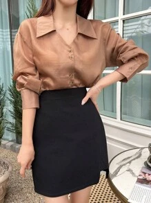 DAZY 纯色纽扣前开襟落肩长袖衬衫女款 - 棕色 - 查看 1