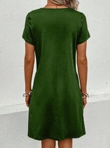 SHEIN LUNE 素色前紐扣T恤連衣裙 - 綠色 - 查看 2