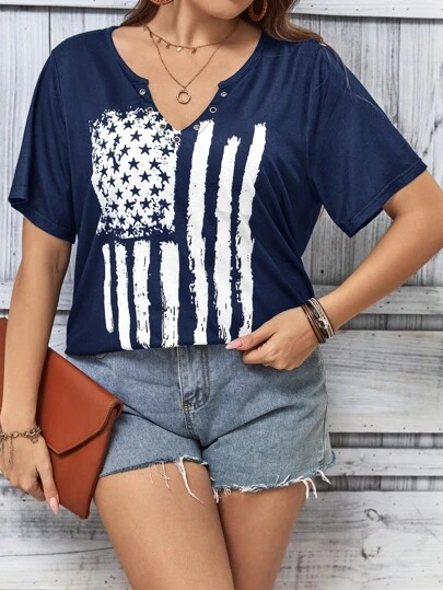 SHEIN LUNE 大碼國旗圖案缺口領T恤