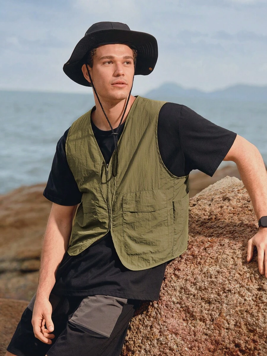 In My Nature 男士翻蓋口袋素色拉鏈開襟運動夾克背心 - 軍綠色 - 查看 1