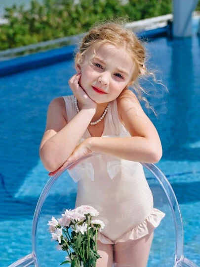 女童荷叶边蝴蝶结连体泳衣