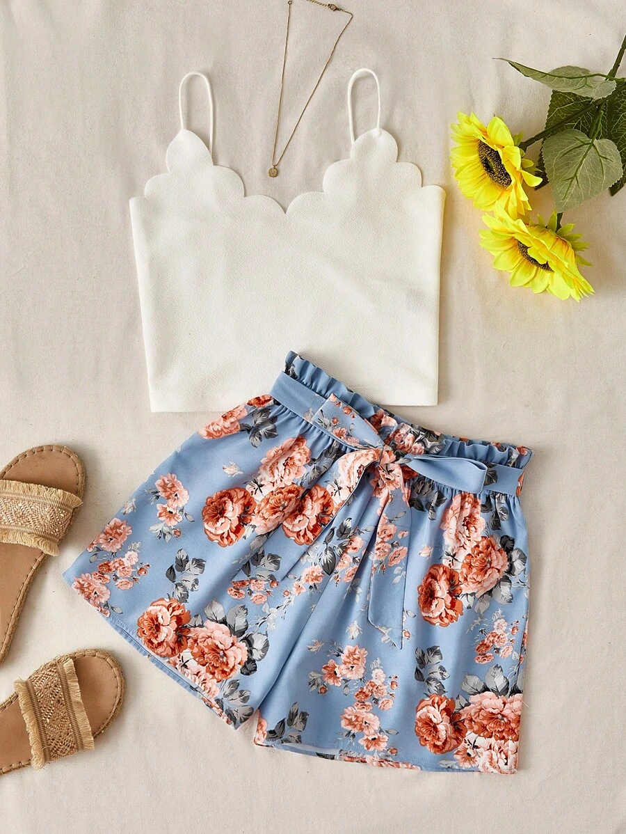 SHEIN VCAY Scallop Trim Cami Top & Floral Print Paperbag Waist Belted Shorts - Baby Blue - View 1