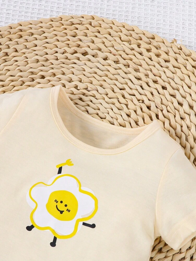 SHEIN Baby Cartoon Graphic Tee & Striped Print Shorts - Yellow - View 6
