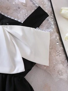 Đầm em bé Nơ trước Khối Màu - Đen và trắng - Xem 5