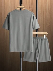 Manfinity Homme 男士字母圖案T恤&腰部抽繩短褲 - 淺灰色 - 查看 2