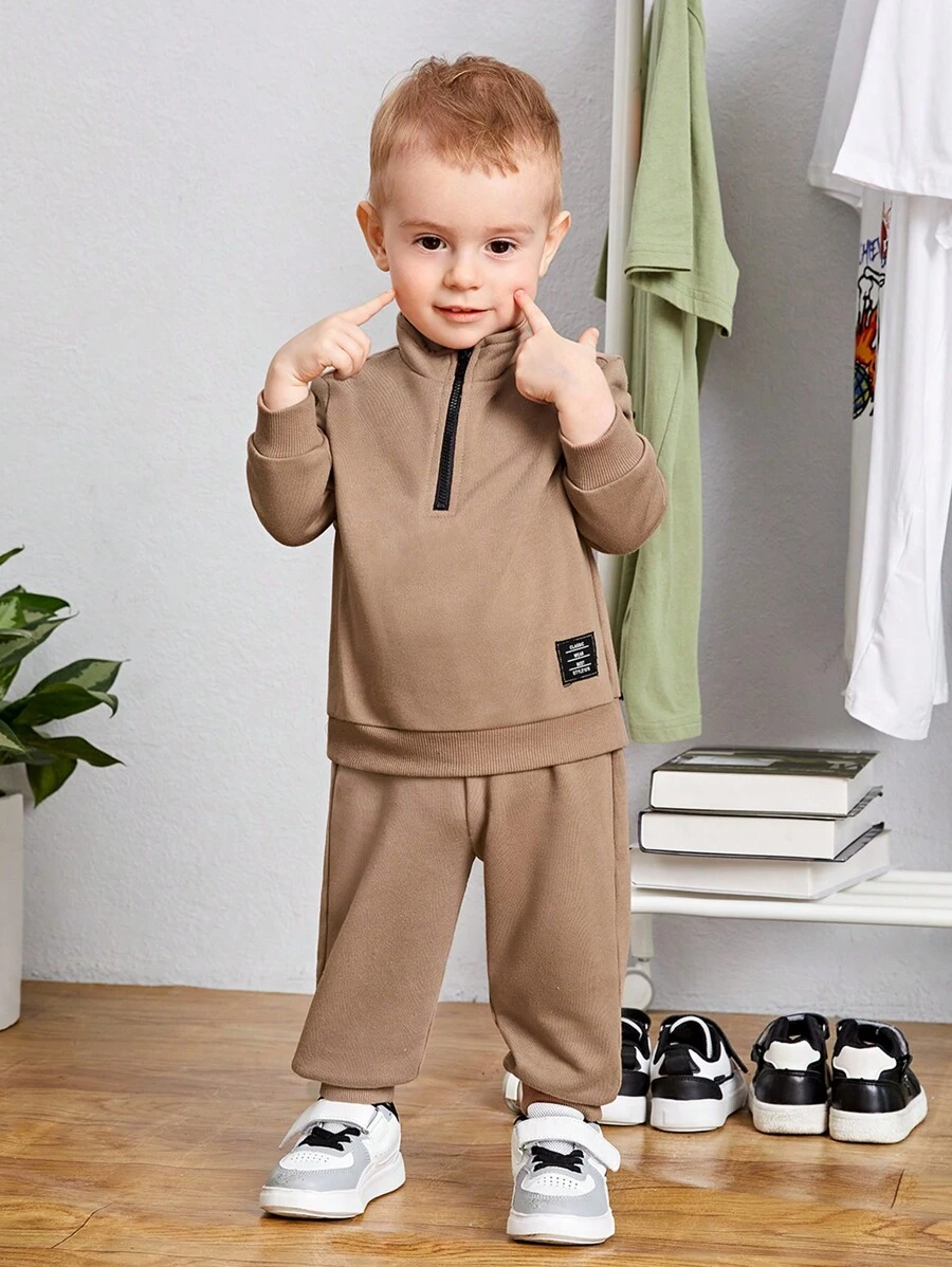 SHEIN 男嬰嬰兒運動休閒立領拼布寬鬆運動衫和鬆緊腰長褲套裝 - 駝色 - 查看 1