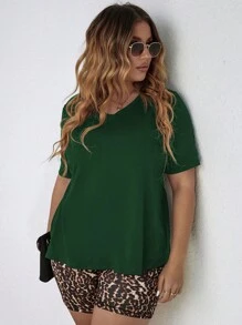 SHEIN LUNE Plus Solid Tee & Leopard Print Biker Shorts - Green - View 1