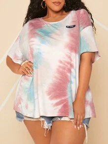 SHEIN CURVE+ Plus Tie Dye Slogan Patched Drop Shoulder Tee - Multicolor - View 1