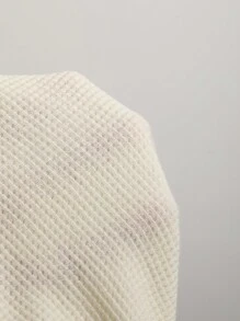 DAZY Chi tiết Patched thư Áo thun - Màu be - Xem 7