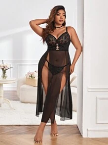 Classic Sexy 大碼蕾絲拼接網紗吊帶睡裙附丁字褲