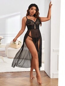 Classic Sexy 大碼蕾絲拼接網紗吊帶睡裙附丁字褲