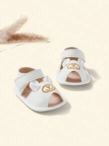 Cozy Pixies 嬰兒狗狗刺繡魔術貼涼鞋