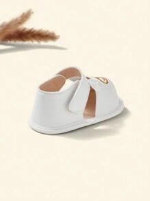 Cozy Pixies 嬰兒狗狗刺繡魔術貼涼鞋