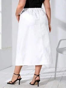 SHEIN Frenchy 大碼下擺開叉牛仔半身裙 - 白色 - 查看 2