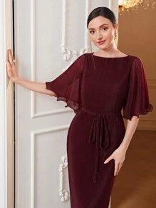 Modelyn Vestido rojo borgoña con volantes en el bajo y cinturón - Burdeos - Ver 4