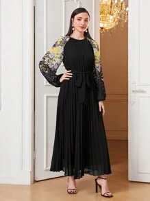 Modelyn Floral Print Raglan Sleeve Pleated Hem Belted Dress, Modest - Black - View 3