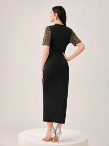 Modelyn 撞色印花高衩連衣裙 - 金色 - 查看 2