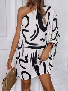 SHEIN Clasi 圖案印花單肩蝙蝠袖連衣裙 - 白色 - 查看 1