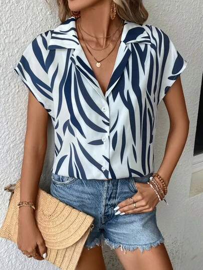 SHEIN LUNE Shirt mit All Over Print Fledermausärmeln,