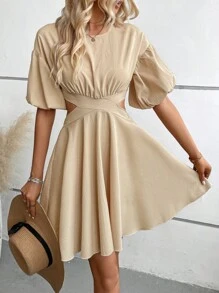 SHEIN Clasi 腰部鏤空泡泡袖連衣裙