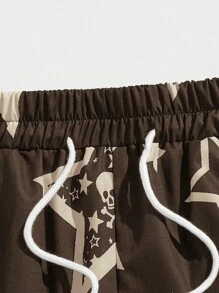 ROMWE MEN Prep Men Star Print Drawstring Waist Shorts, School - Coffee Brown - View 3