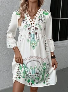 SHEIN LUNE Floral Print Guipure Lace Insert Flare Sleeve Dress - White - View 1