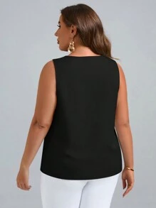 SHEIN Clasi Plus Keyhole Neckline Sleeveless Blouse