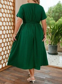 SHEIN VCAY Đầm Plus Size Nếp gấp Phần Ngực màu trơn Giải trí - màu xanh lá - Xem 2
