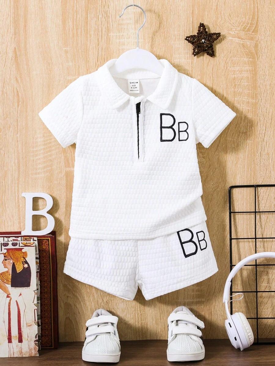 SHEIN 男嬰字母圖案半拉鏈T恤和短褲 - 白色 - 查看 1
