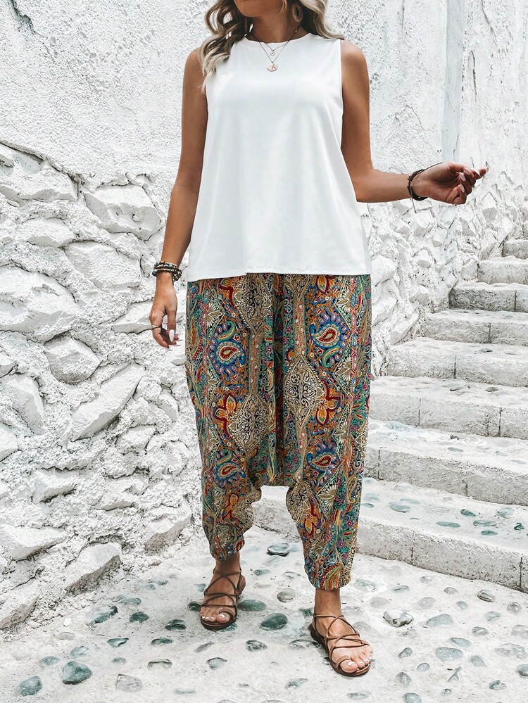 SHEIN LUNE 大碼素色背心上衣和佩斯利印花吊襠褲 - 彩色 - 查看 3