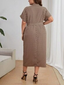 SHEIN Privé Plus Allover Geo Print Belted Shirt Dress - Multicolor - View 2