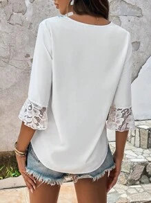 SHEIN LUNE Floral Print Guipure Lace Insert Blouse - White - View 2