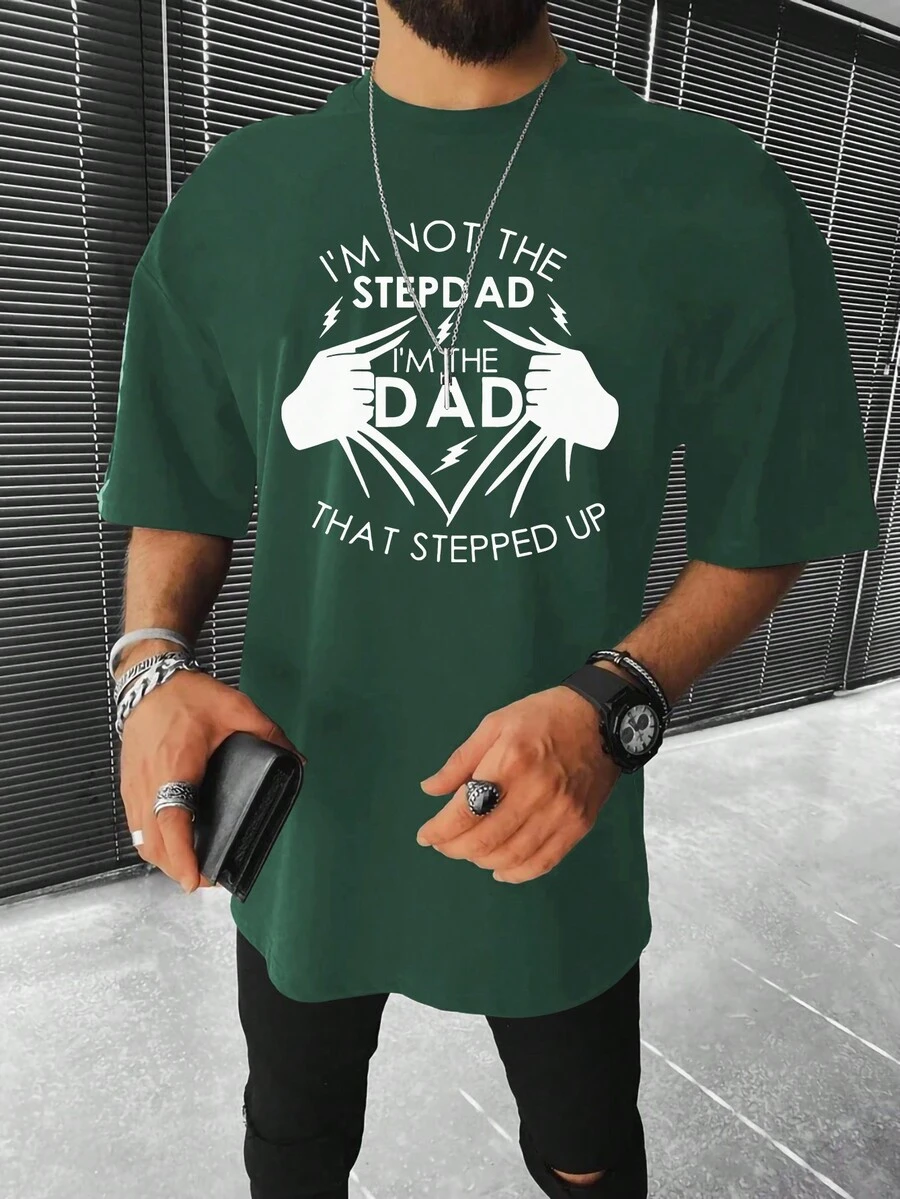 Manfinity Homme Hombres Camiseta con estampado de slogan - Verde Oscuro - Ver 1