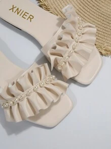 FRIFUL Women Faux Pearl Decor Ruffle Trim Flat Sandals, Fashionable Beige Slide Sandals For Summer Valentines - Beige - View 3