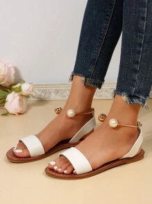 女士人造珍珠和金屬裝飾單帶露跟涼鞋,時尚戶外白色平底涼鞋 - 白色 - 查看 3