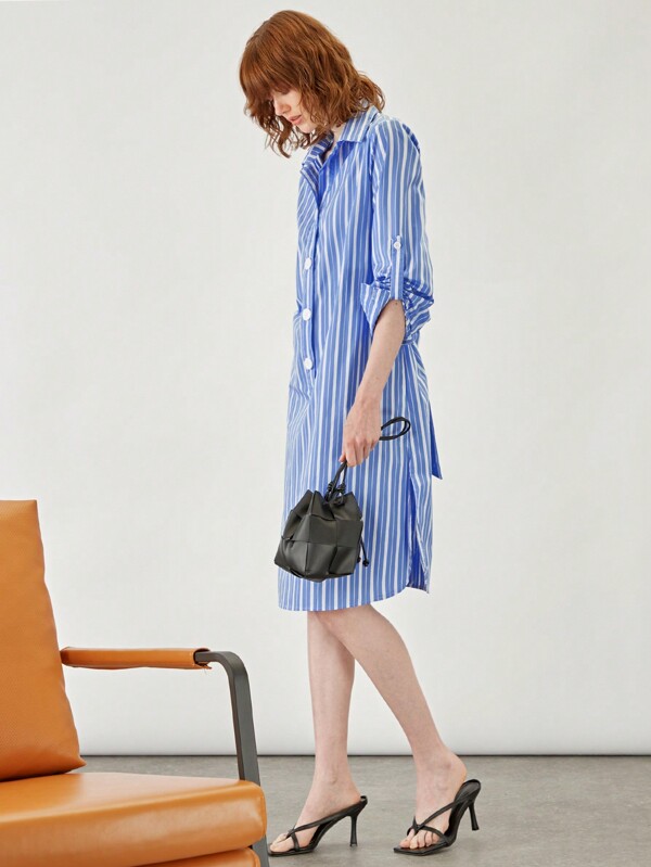 BIZwear Women's Contrast Striped Stand Collar T-Shirt