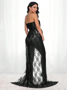 孕妇开衩下摆蕾丝覆盖抹胸连衣裙，适合孕妇拍摄 - 黑色 - 查看 2