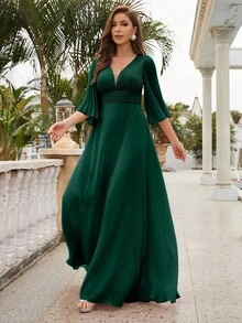 Plunging Neck Flounce Sleeve Maxi Bridesmaid Dress - Dark Green - View 4
