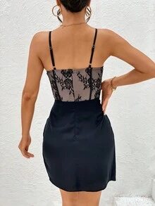 SHEIN Privé 蕾絲拼接緊身吊帶洋裝 - 藏蓝色 - 查看 2