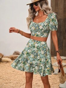 SHEIN VCAY Allover Floral Print Puff Sleeve Crop Top & Ruffle Hem Skirt - Green - View 1