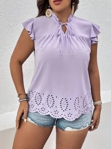 SHEIN LUNE 大碼鏤空繫帶領蝴蝶袖貝殼邊襯衫 - 淡紫色 - 查看 1