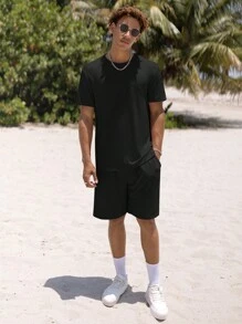 Manfinity Hypemode Men Solid Tee & Drawstring Waist Shorts - Black - View 5
