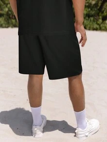 Manfinity Hypemode Men Solid Tee & Drawstring Waist Shorts - Black - View 7
