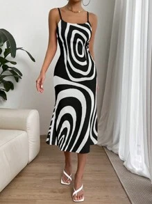 SHEIN Privé Allover Print Cami Dress - Black and White - View 4