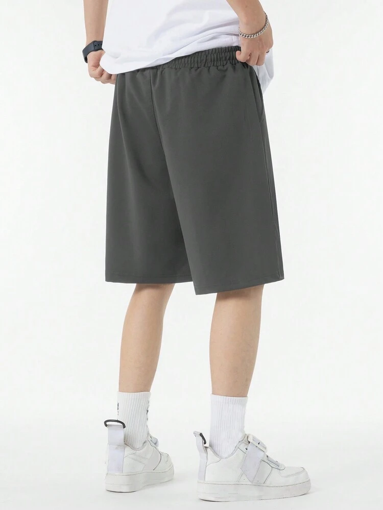 Loose Fit Men's Letter Patched Drawstring Waist Shorts