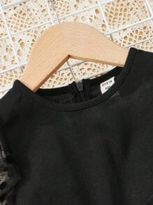 SHEIN 小女童拼接波點網紗荷葉邊腰帶連身短褲 - 黑色 - 查看 3