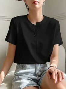 DAZY 素色不對稱領T恤 - 黑色 - 查看 5